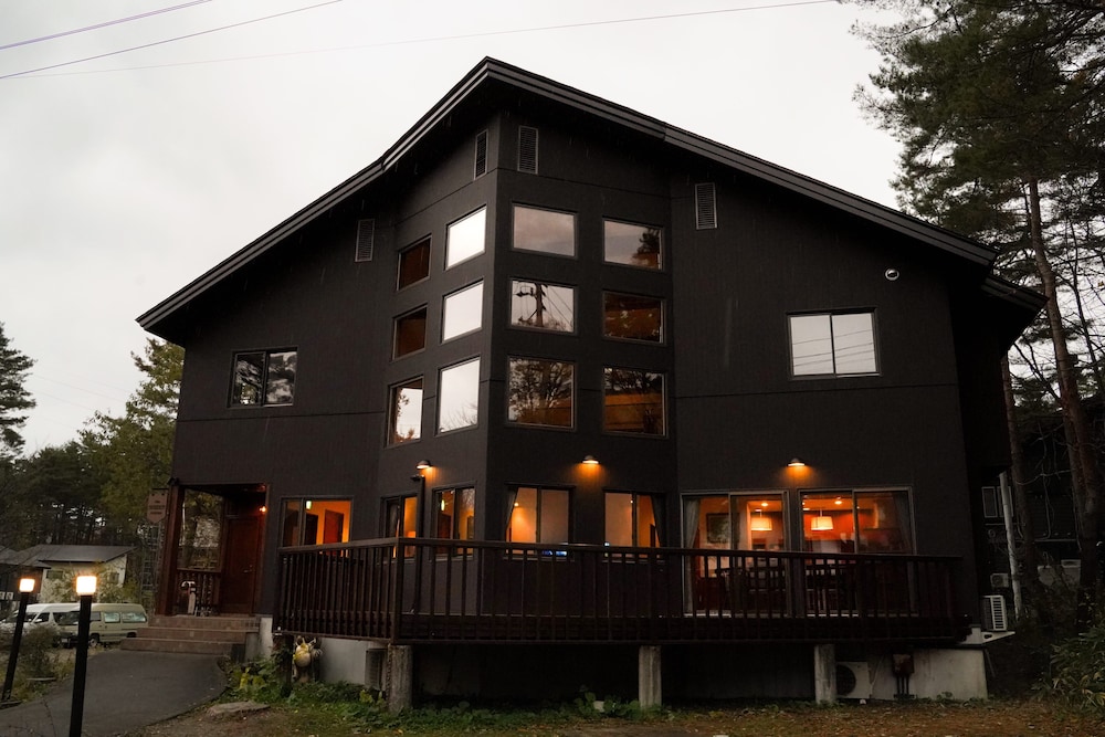 Villa Shizen Hakuba view 3