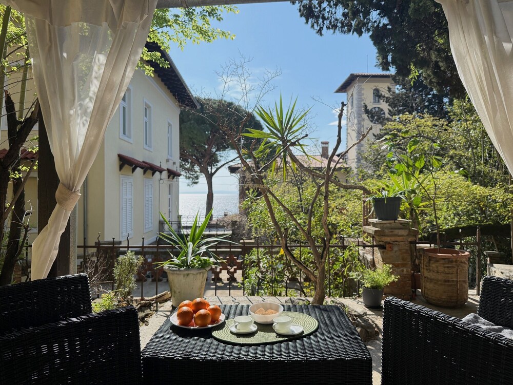 Apartment Niko Private Garden Wifi