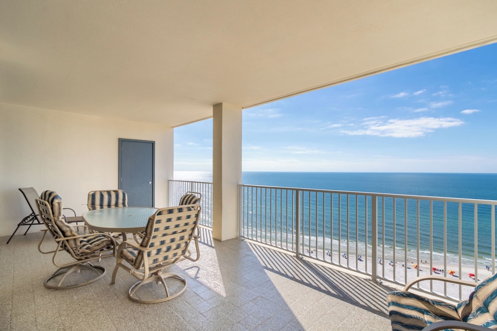 Windward Pointe 1502