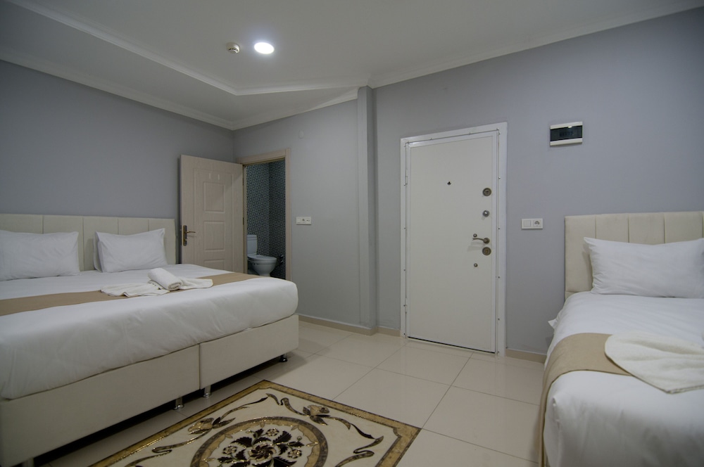 Istanbul Palace Otel - Image 41