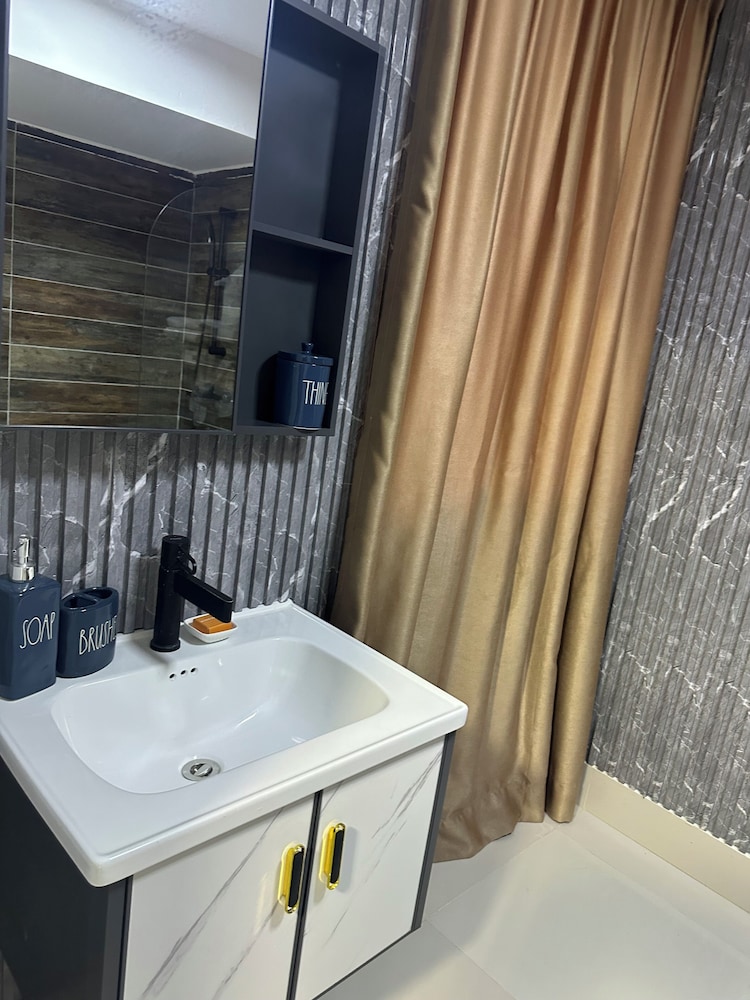 Onyx luxury rd