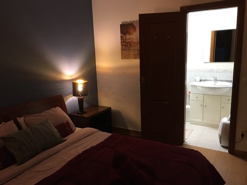 Peniche Surf Lodge - Hostel