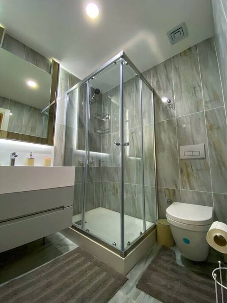 Exclusive1 1 Apartment With Terrace - Core Living