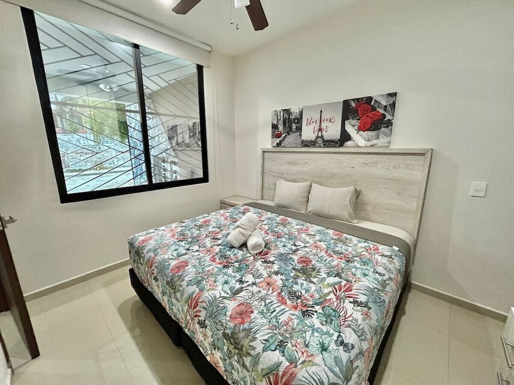 Rincon Colonial Apartments