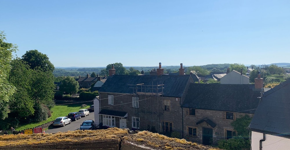 Karah Retreats - St Briavels view 2