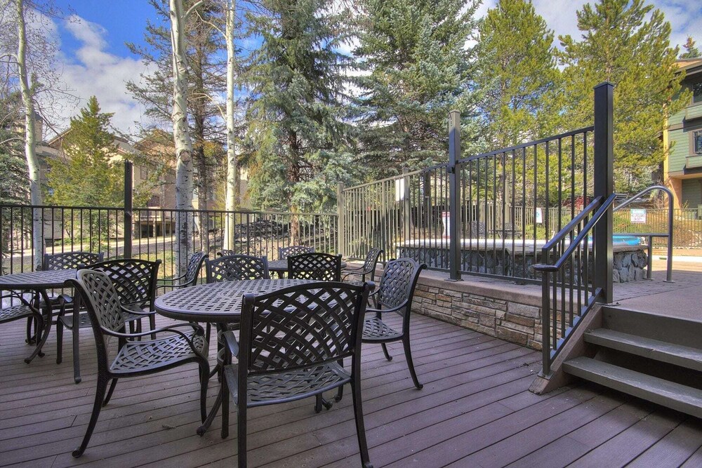 Phoenix 118A - 3 Br Condo