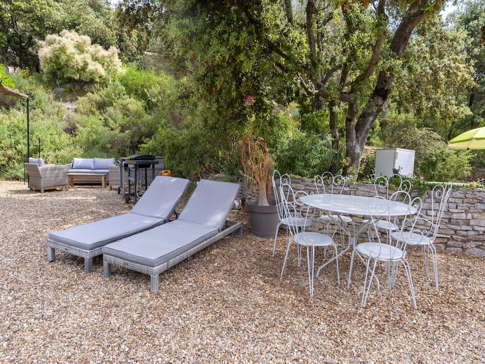 Quiet Vacation Home With Private Pool view 5