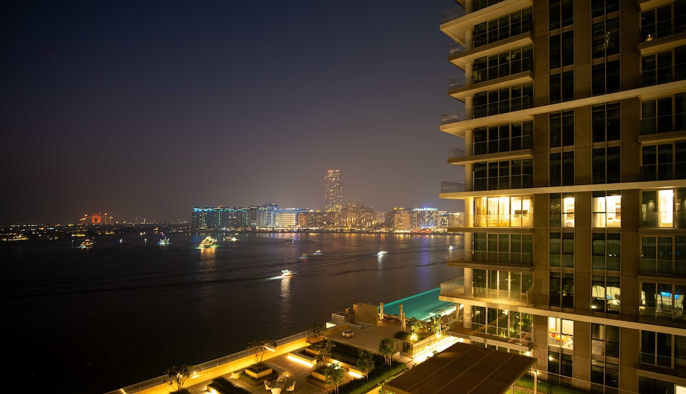 LUX The Beach Isle View Suite