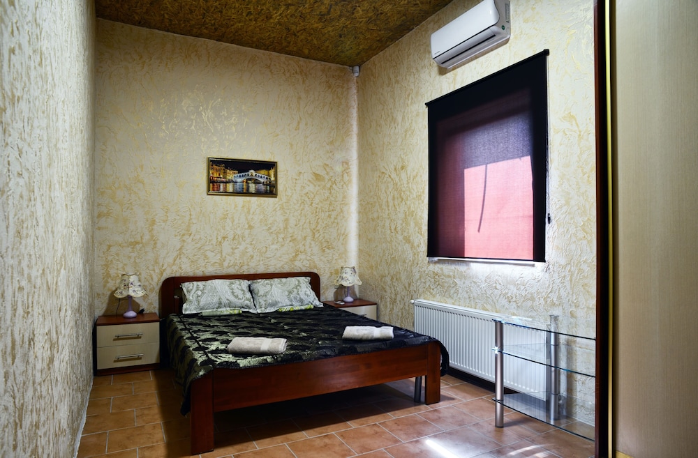 LOGOVO hostel