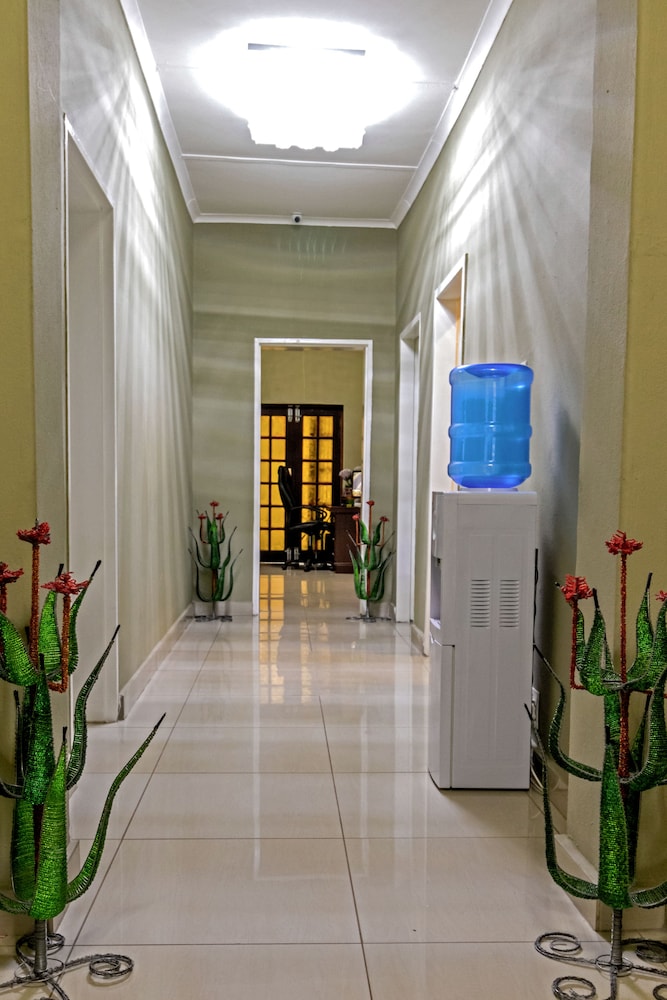 Aura Guest House