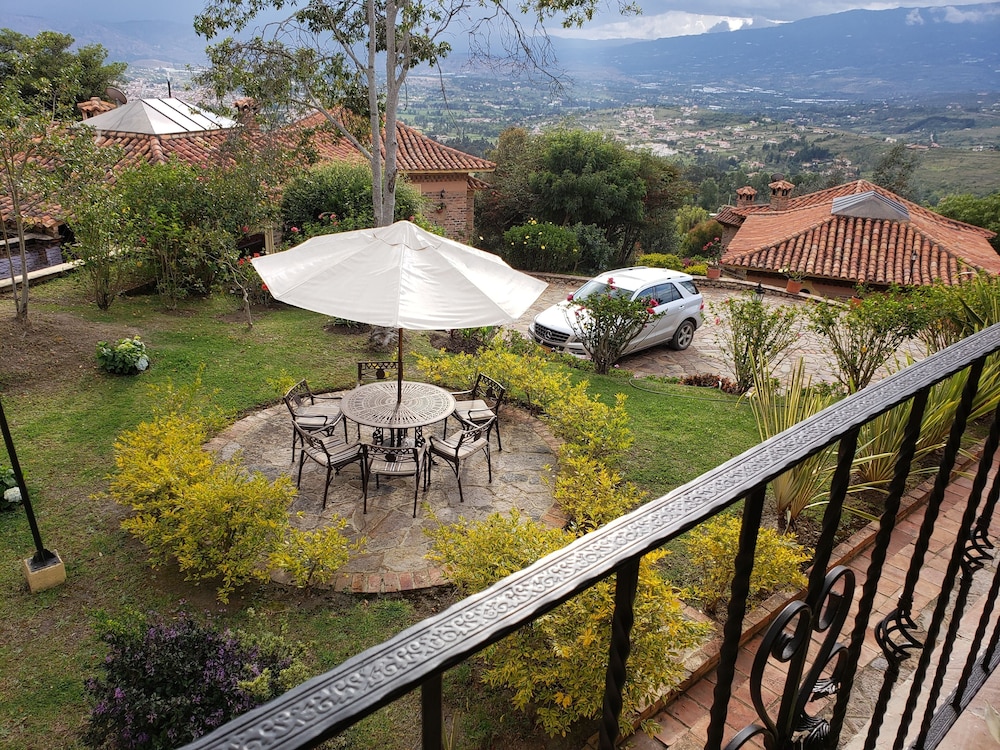 Hotel La Primavera Suites & Casas Campestres