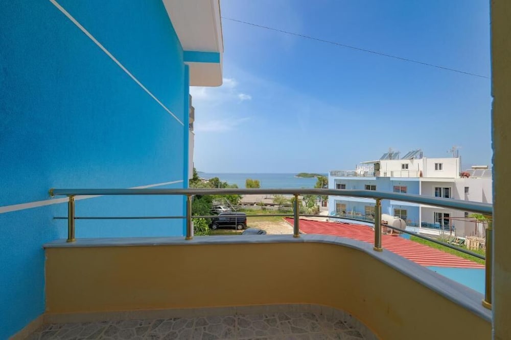 Vila Xhovani