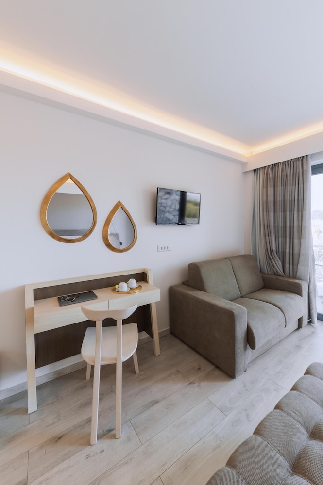 Palacio Del Sol Luxury Apartments - Property Image 20