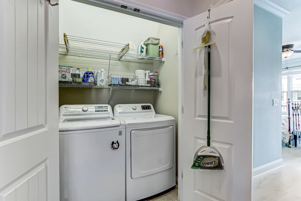 2152 Cape Sound 2 Bedroom Townhouse by RedAwning view 4