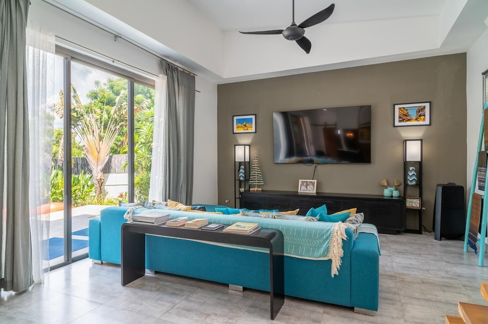 Tropical3Bed PoolVilla in PlaiLaem KBR42