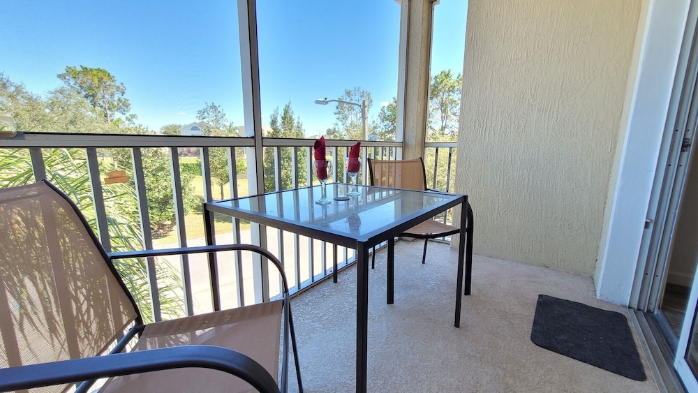 Wp2300si Windsor Palm 3 Bed Condo 3 Bedroom Condo