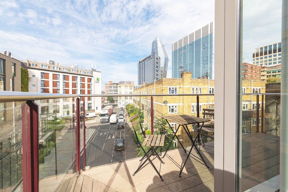 Accomodo London Southbank - Spacious & Elegant Apartments near Big Ben & London Eye