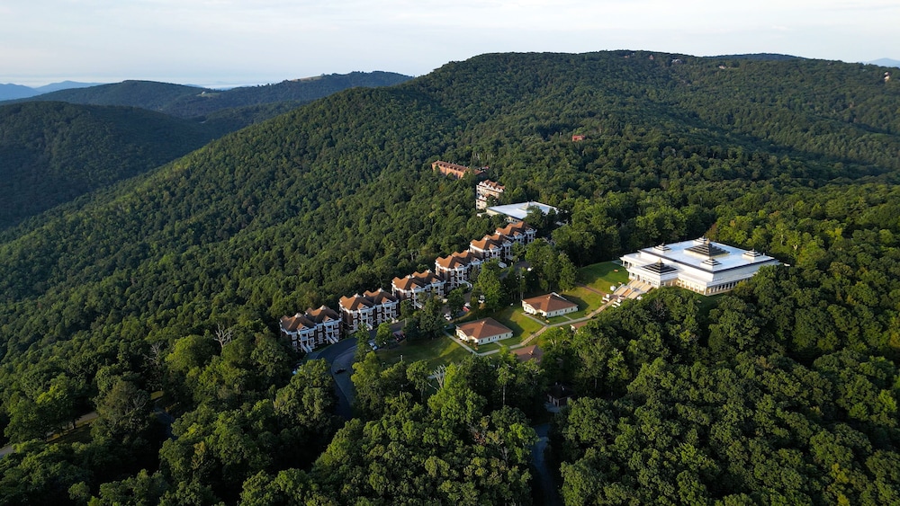 Art of Living Retreat Center
