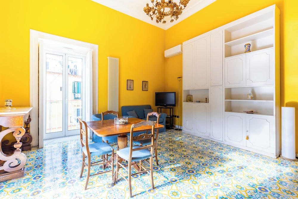 Santa Chiara Charming House With Terrace at Historical Center