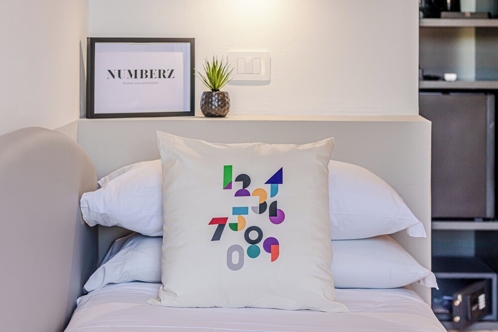 Numberz Rooms And Apartments
