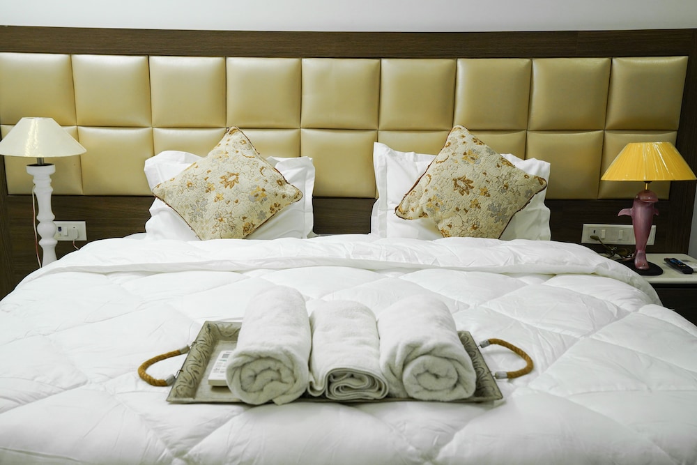 Lime Tree 2Bhk Serviced Apartment view 5