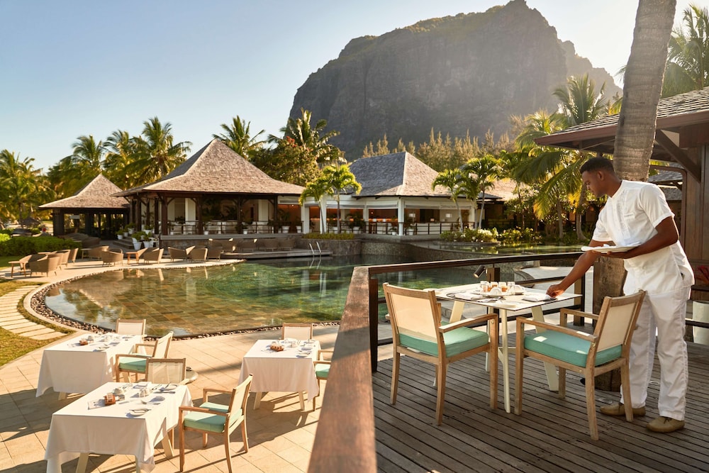 LUX* Le Morne 140