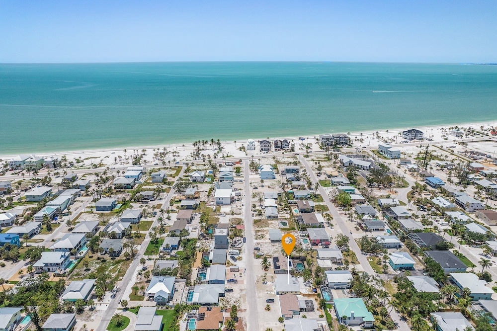 185 Hibiscus Hideaway: 3br Home On Fmb! 3 Bedroom Home
