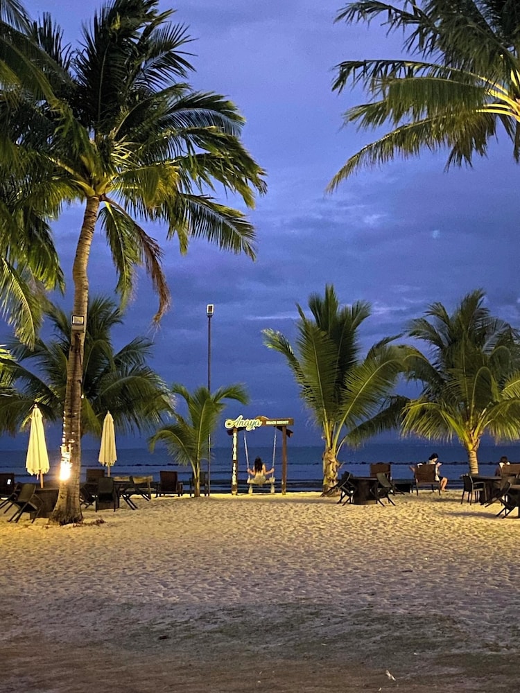 Anaya Beach Resort