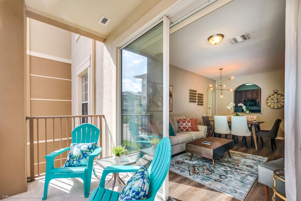 Gorgeous Vista Cay Condo, Next to Resort Clubhouse