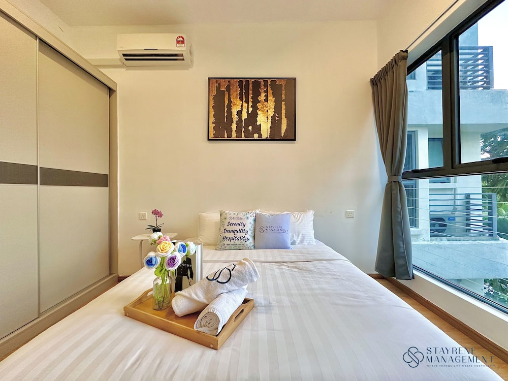 Country Garden Danga Bay Sea View Homestay by Stayrene