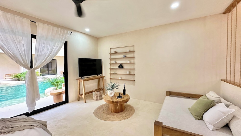 COCAY LOFTS BY SANDY POWERFUL