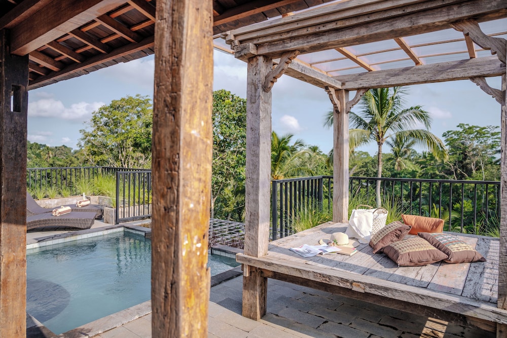 Hoshi Jungle Resort by Dhananjaya Hospitality