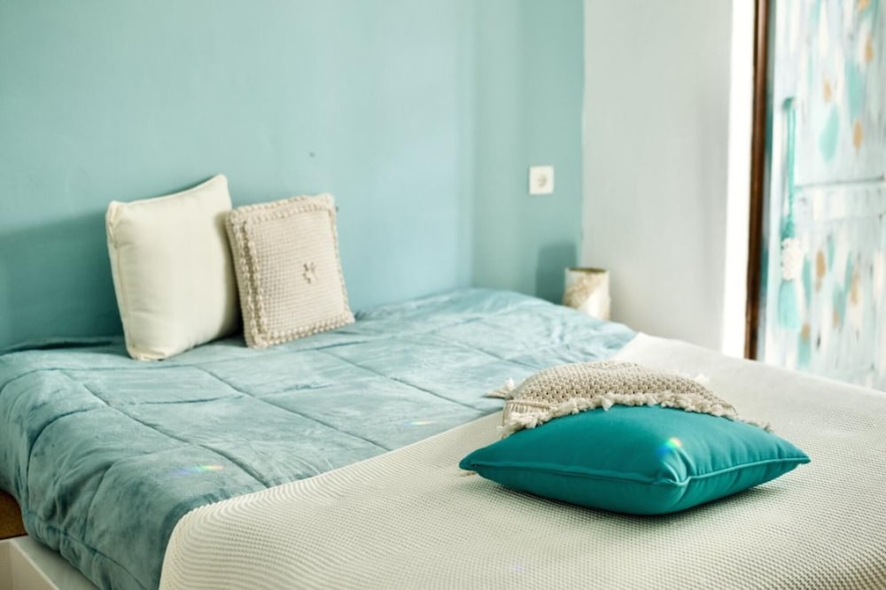 Lajares Villa-sleeps 6-free Parking-playground