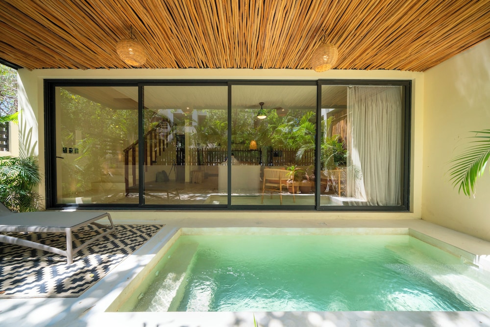 Cozy Apartment with Jungle View in Tulum
