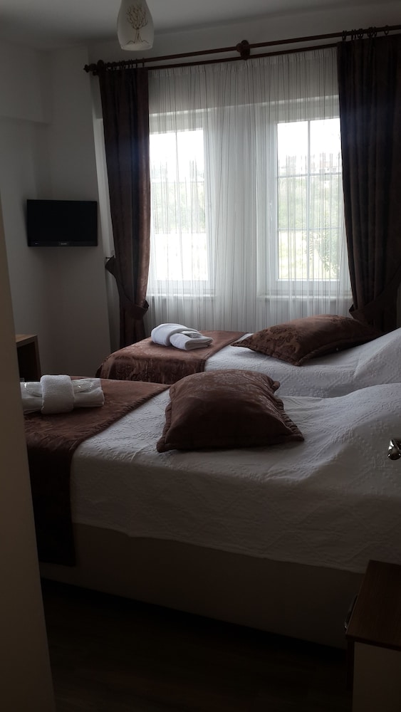 Le Mansion Otel - Image 25