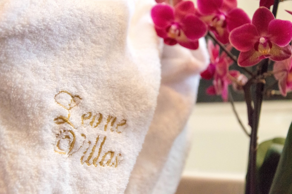 Leone Luxury Villas photo 4