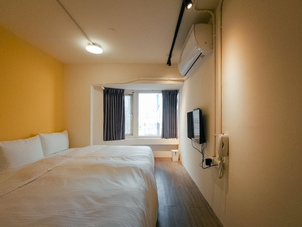 Taipei Inn