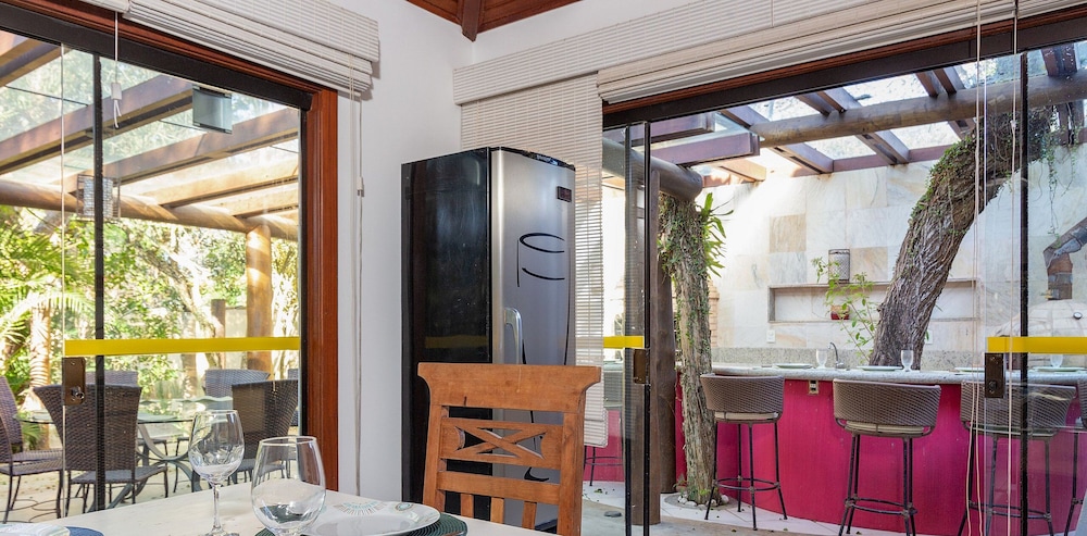 Bz55 Casa 200m da praia com 4 suítes