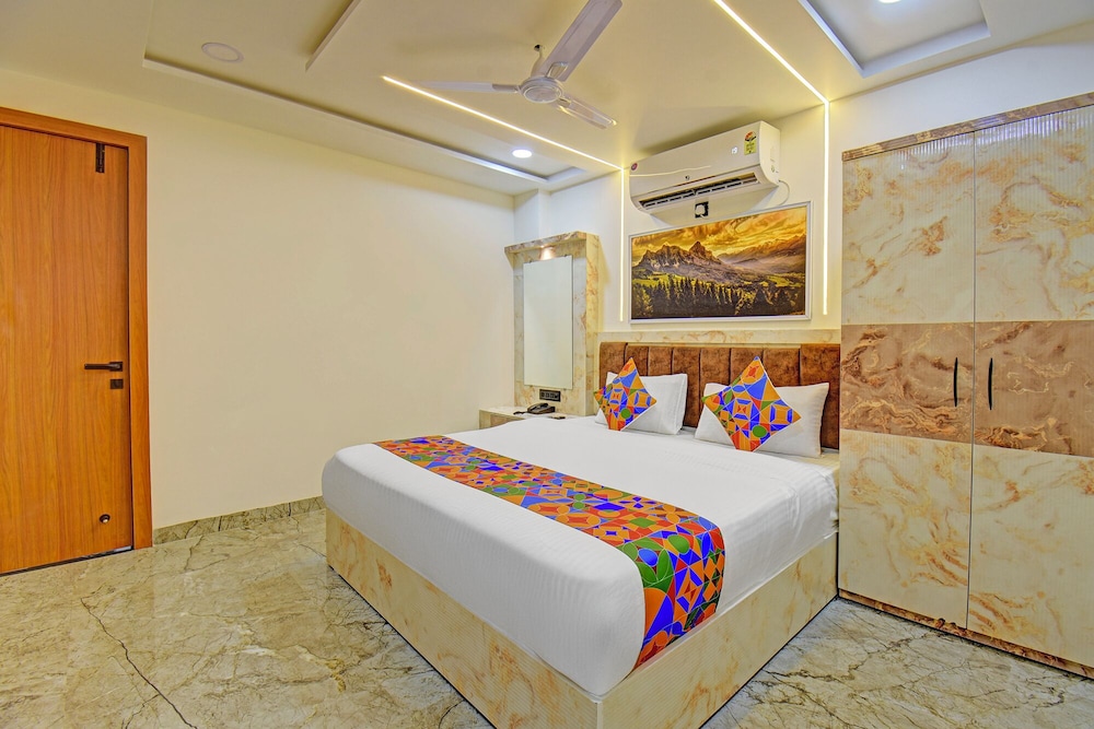 Fabhotel Relax Inn