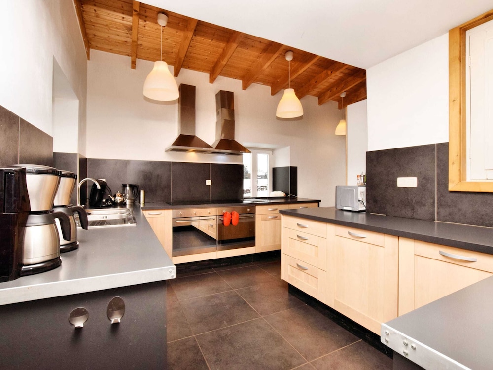 Holiday Home Ideal for Groups view 5