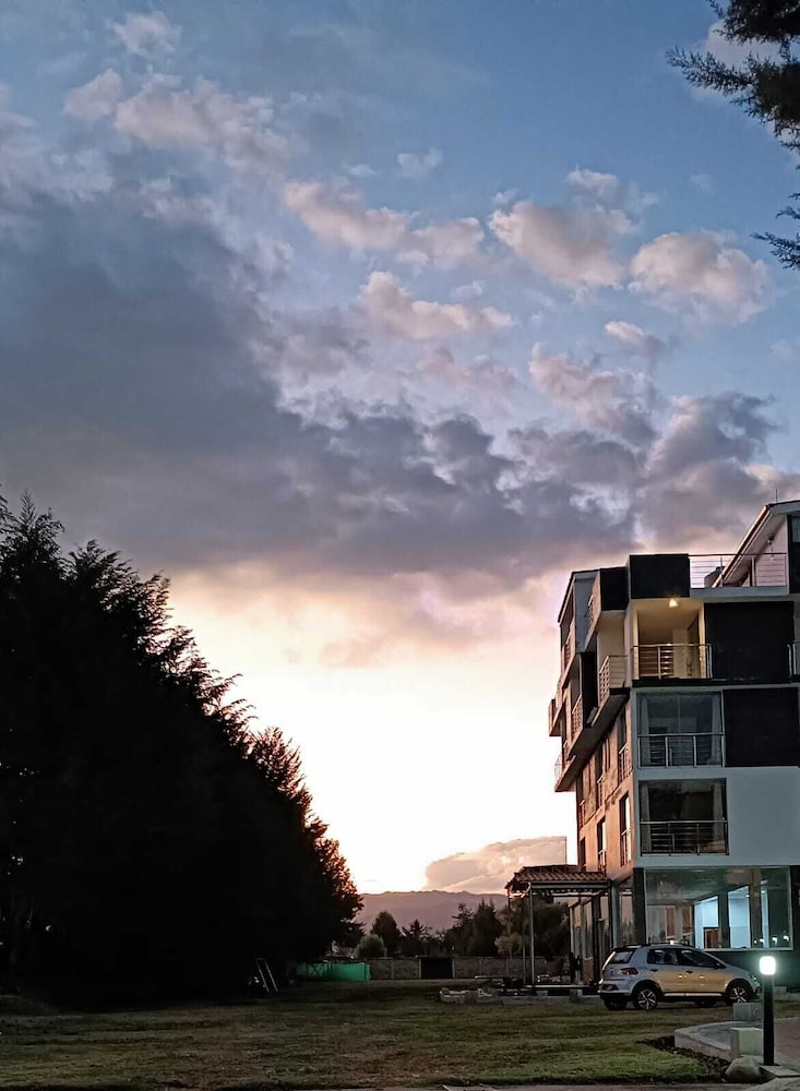 Aural Lodge view 4