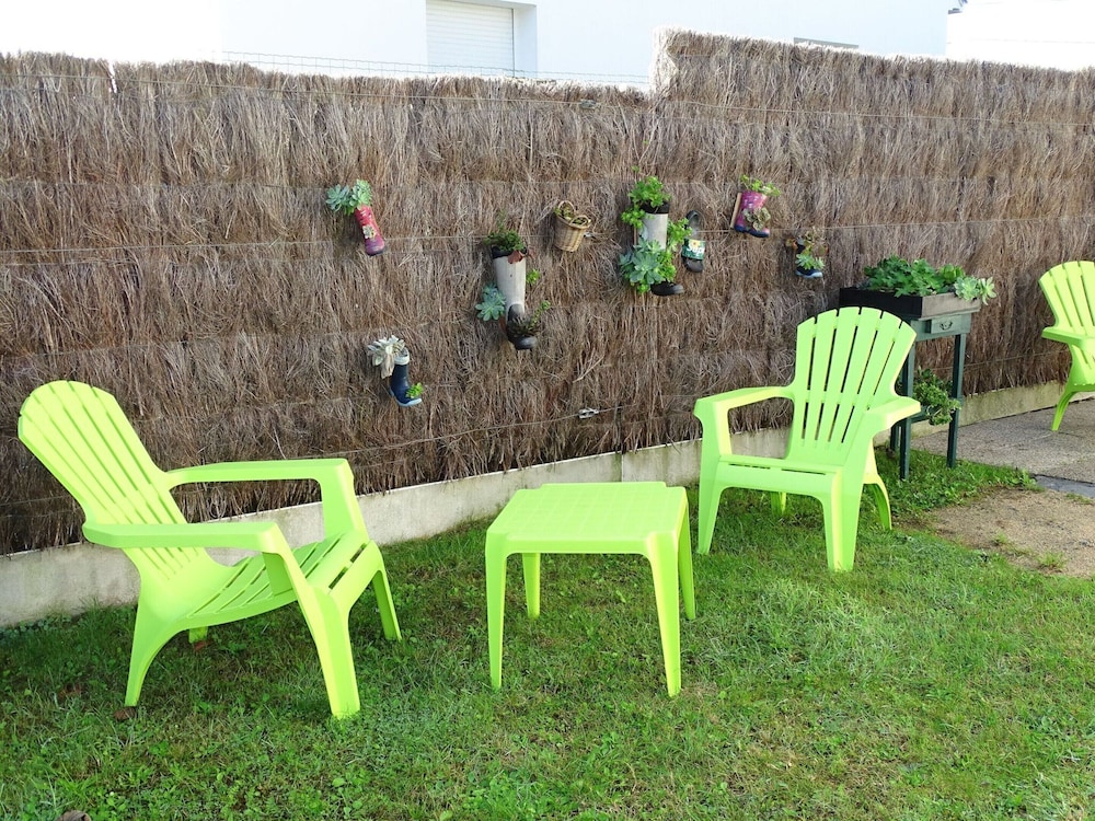 Holiday Home in Quiberon Near by Sandy Beaches