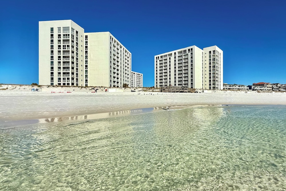 Steps to Beach: Oceanfront w/ Panoramic Gulf Views