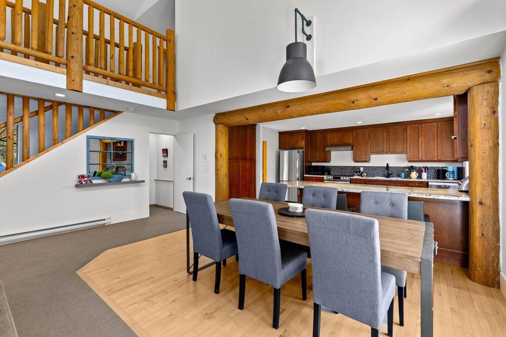 West Pine Lodge 3 Bedroom Home