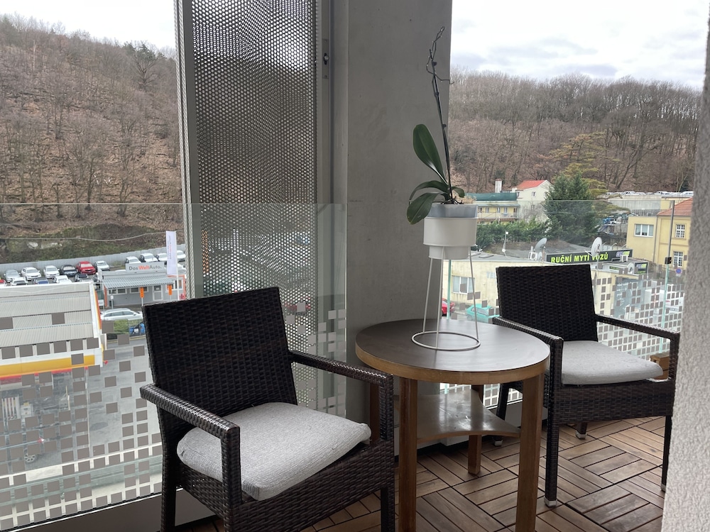KORA APARTMENTS