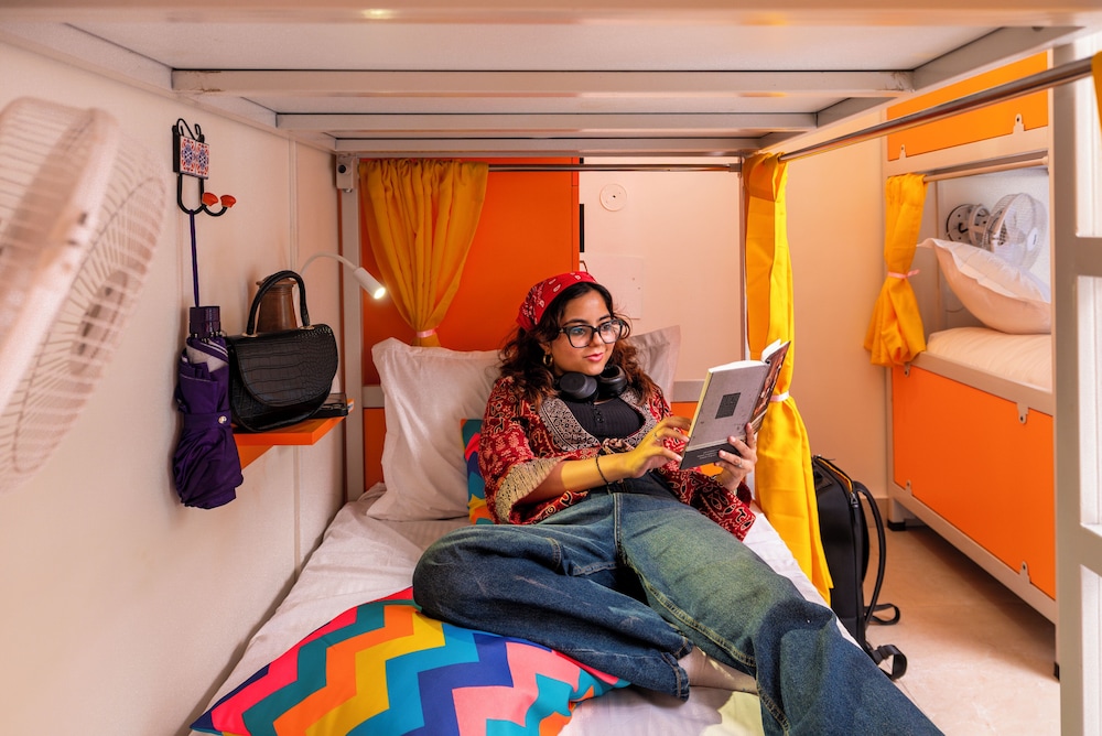 goSTOPS PLUS Kasol Manikaran Road, Bar and Hostel