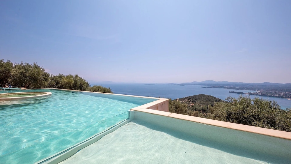 Villa Summer Wine by White Dream Villas