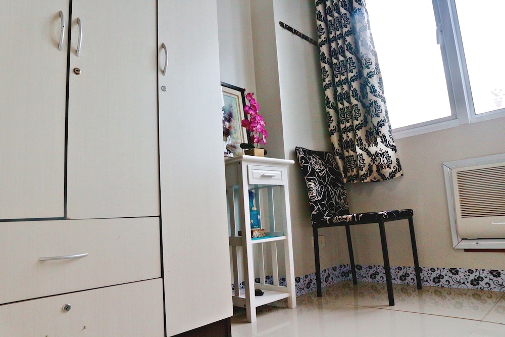 CondoDeal at Sea Residences