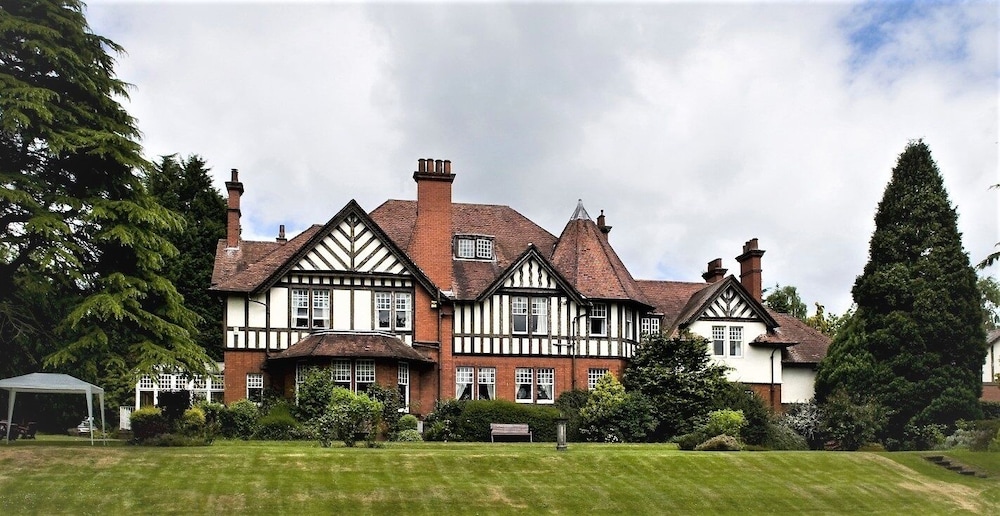 Hotel OYO Dunmar House Hotel - Image 1