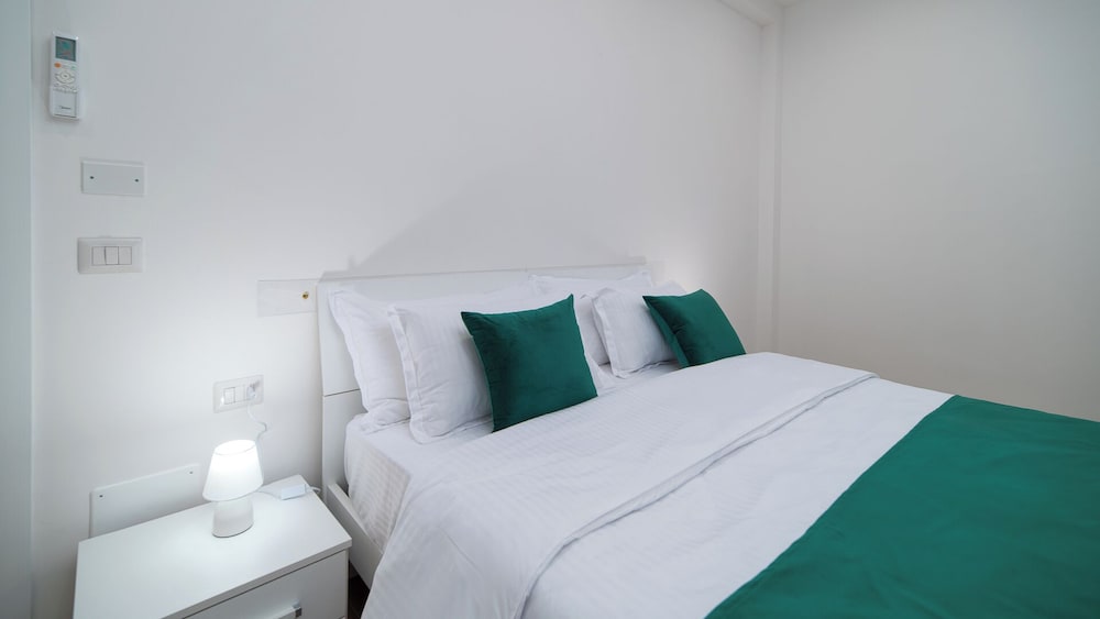 Lovely Rooms by Rentbeat